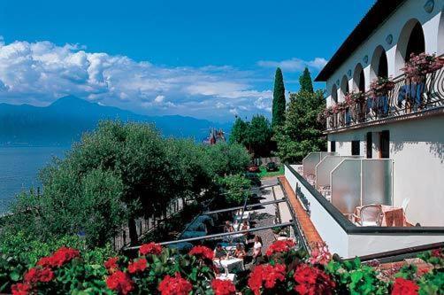 Hotel Fraderiana Torri Del Benaco Chambre photo