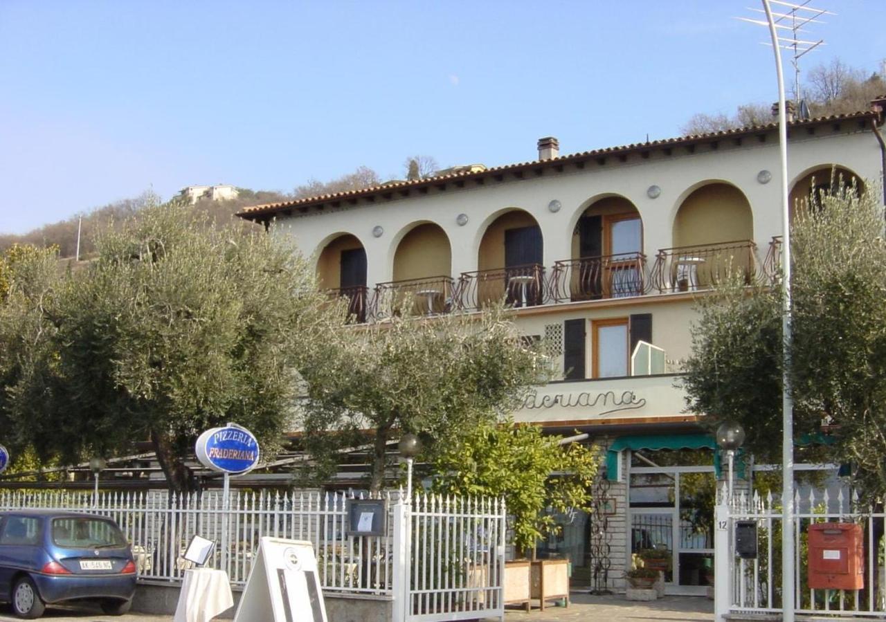 Hotel Fraderiana Torri Del Benaco Extérieur photo